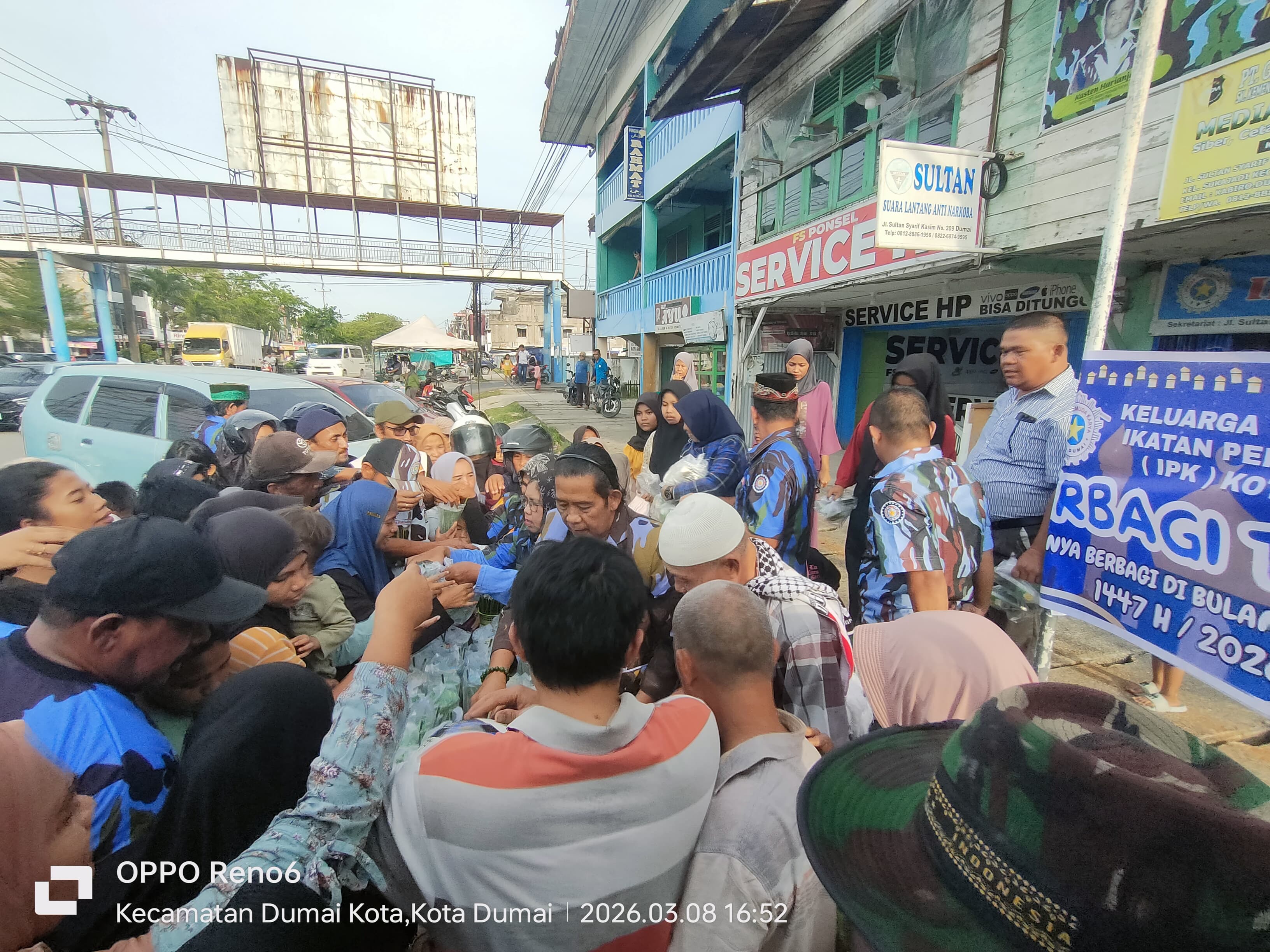 DPD II IPK Kota Dumai Berbagi Takjil dan Buka Puasa Bersama, 800 Paket Disalurkan