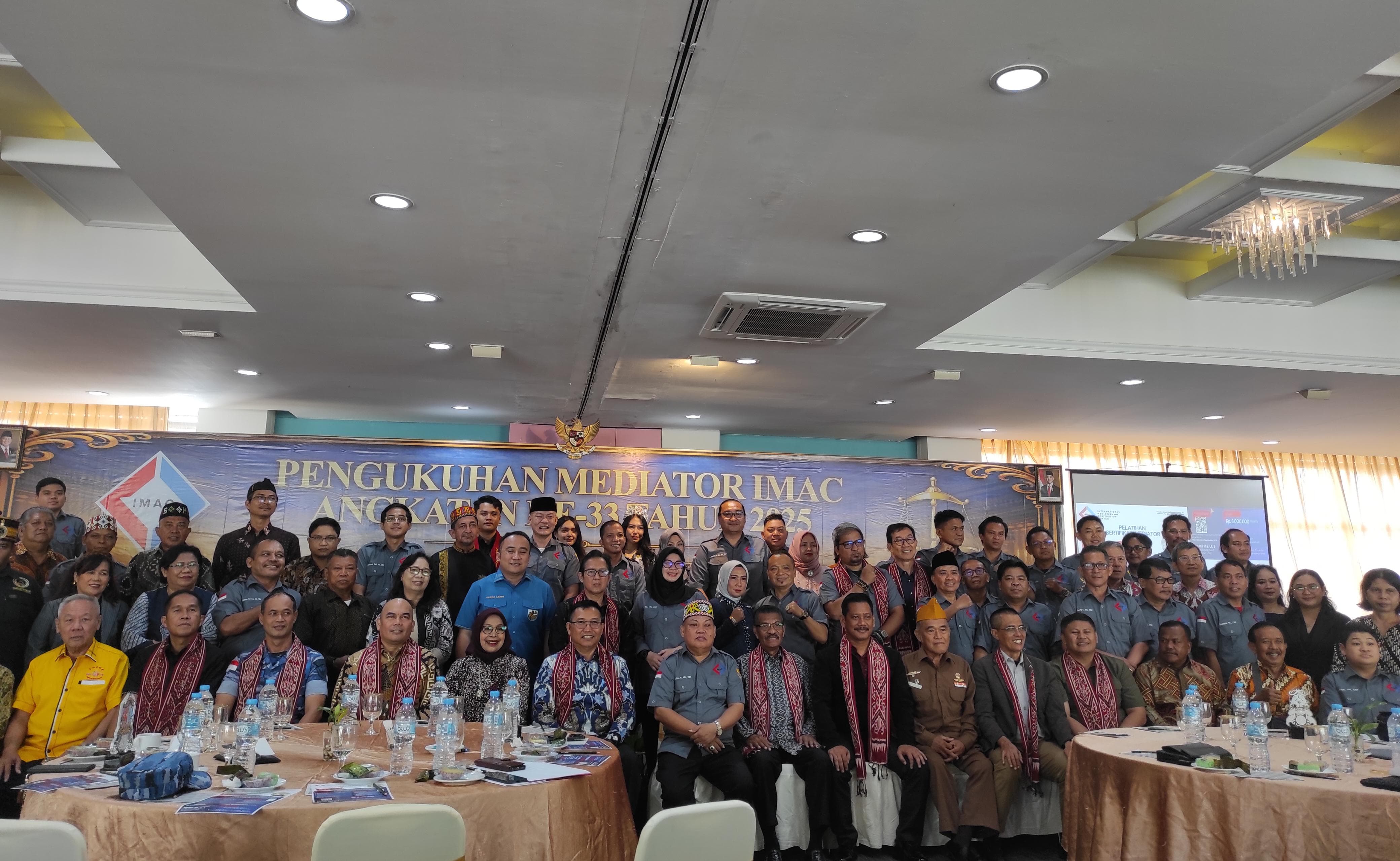 Pengukuhan Mediator IMAC Angkatan Ke-33, Memberi Harapan Baru Bagi Masyarakat 