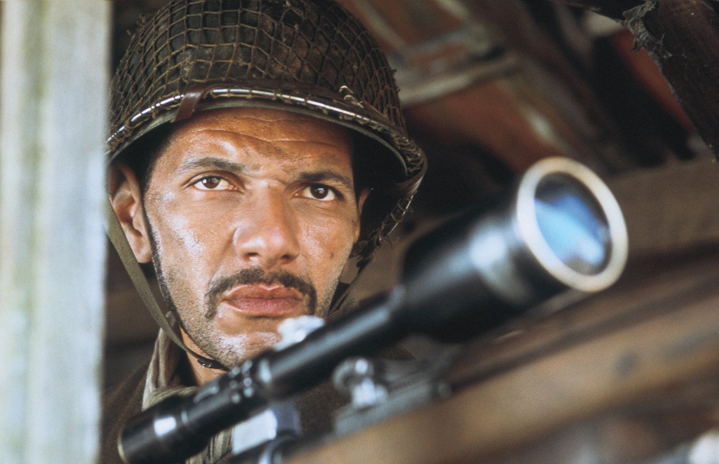 Kado Untuk Pembela Tanah Air